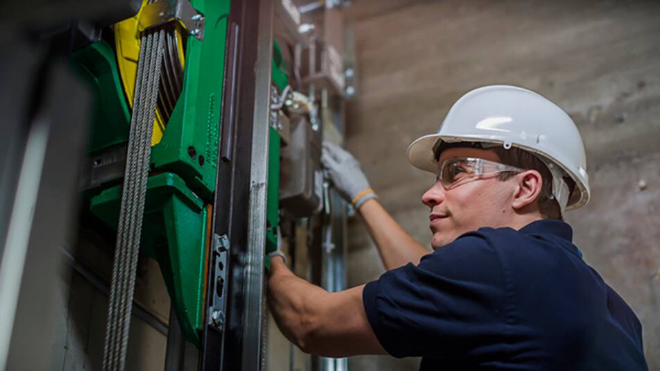 Innovative Technologien wie der regenerative KONE EcoDisc®-Antrieb können eine beispiellose Energieeffizienz bieten.