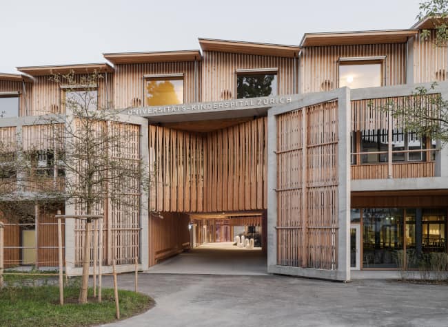 image-kone-kinderspital-zuerich_aussen1_650_475