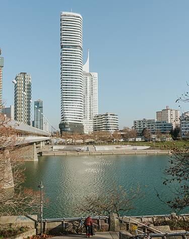 img_Danubeflats_375x475_06