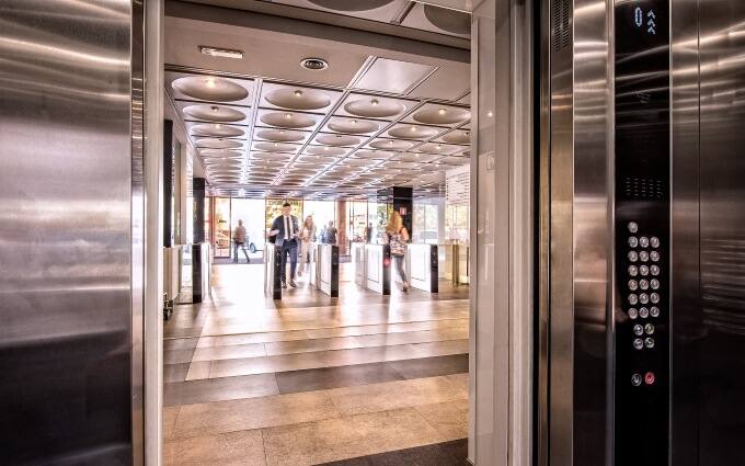 img_Edificio-Bronce-Madrid-Spain-680x425