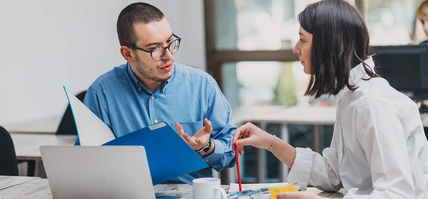 img_join-our-flow-young-man-woman-1440x670