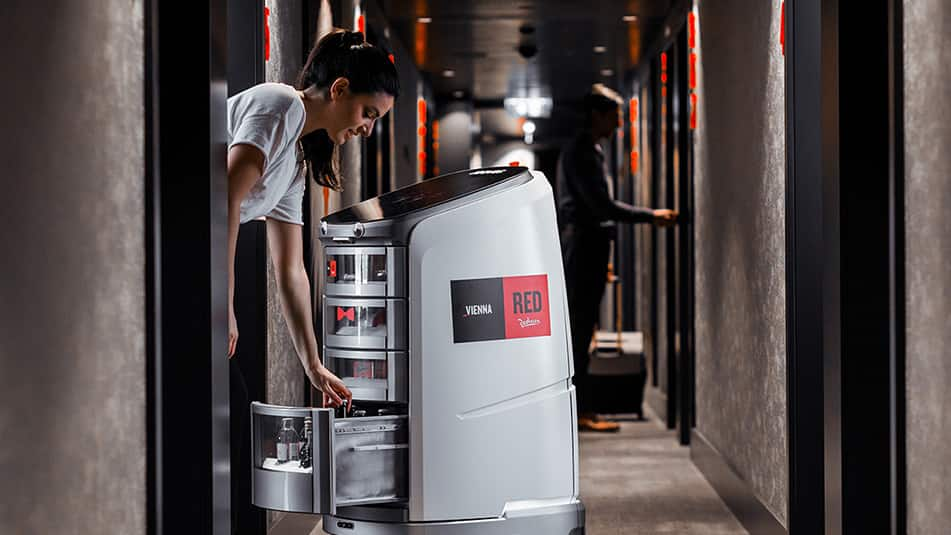 kone-image-elevator-api-robotics-jeeves_hotel-vienna-radisson-red3_1440x670px.jpg